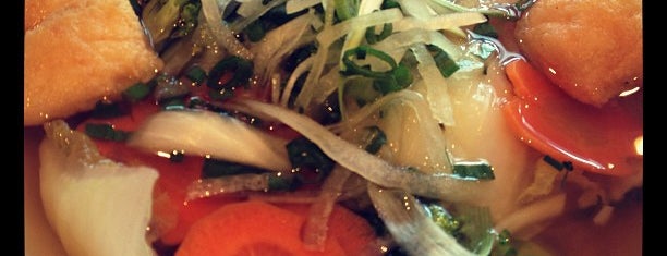 Pho Rua Vang (Golden Turtle) is one of Toronto vegetarian restaurants.