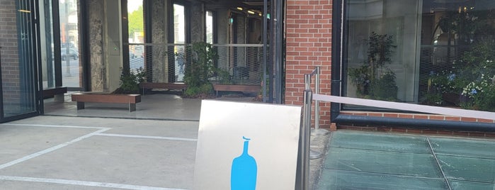 Blue Bottle Coffee is one of Yongsukさんの保存済みスポット.