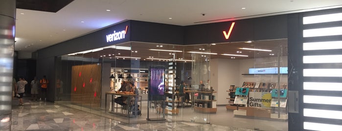 Verizon Wireless is one of Eric'in Beğendiği Mekanlar.