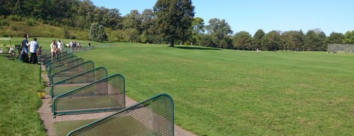Braemer Driving Range is one of Golf Courses.