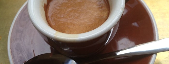 Stumptown Coffee Roasters is one of Lugares favoritos de Justin.