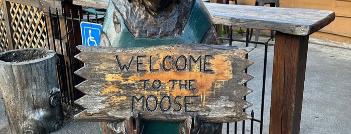 Tipsy Moose Tavern is one of Albany.