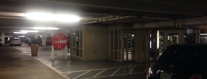 P2 Parking Deck is one of Chesterさんのお気に入りスポット.