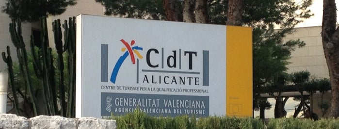 CdT Alicante is one of Tempat yang Disukai Yulia.