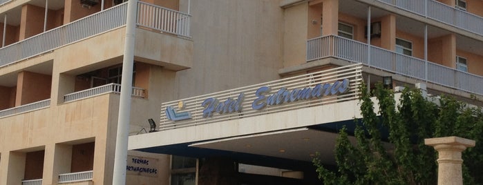 Hotel Entremares is one of La Manga, larga y húmeda!.