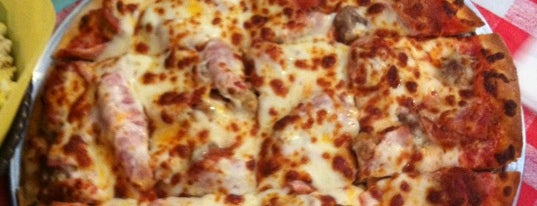 Mannie & Bo's Pizzeria is one of Posti salvati di Jacob.