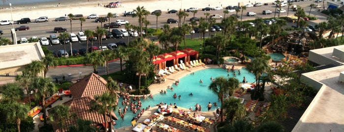 H2o Pool + Bar at The San Luis Resort is one of Galveston.