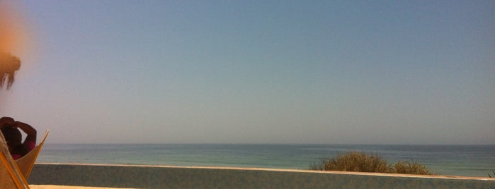 Bambu Bar is one of restaurantes.