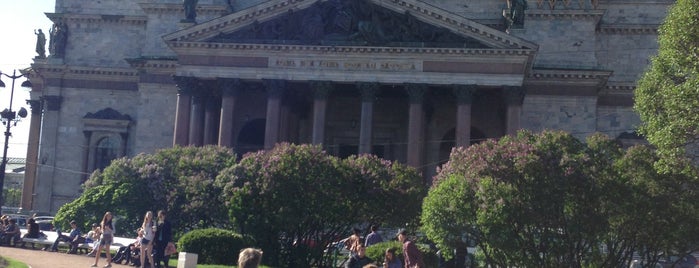 イサク広場 is one of Что посмотреть в Санкт-Петербурге.