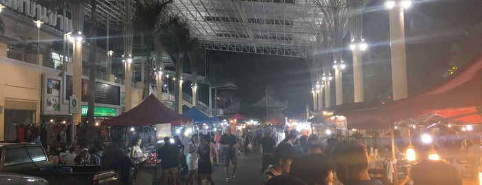 Banzaan Fresh Market is one of 夏雪.