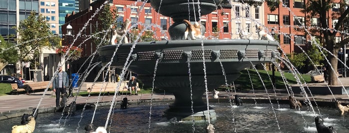 Dog Fountain is one of Toronto Places To Visit.