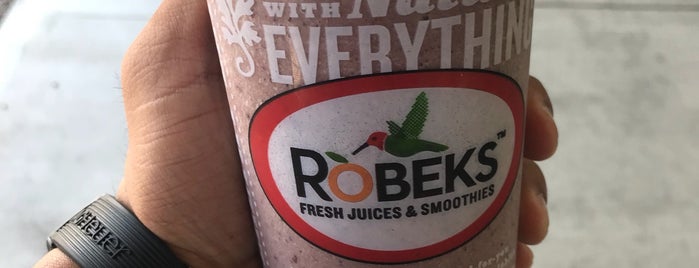 Robeks Fresh Juices & Smoothies is one of The 15 Best Places for Fresh Squeezed Juices in Los Angeles.