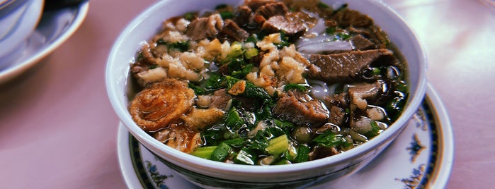 Brahim's Bihun Sup, Simpang Empat. is one of Bihun sup laksa.