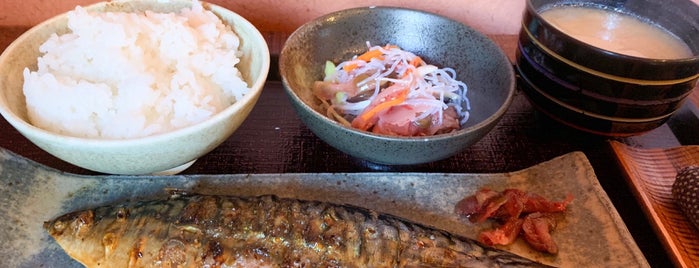 鯖の塩焼き専門店 鯖なのに。 is one of 魚.