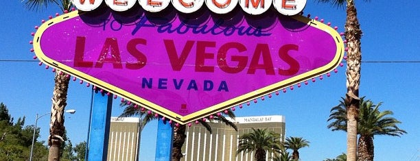 Welcome To Fabulous Las Vegas Sign is one of Roadtrip USA.