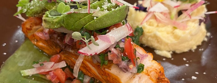 tzuco is one of Chicago - Tacos & LatAm Food.
