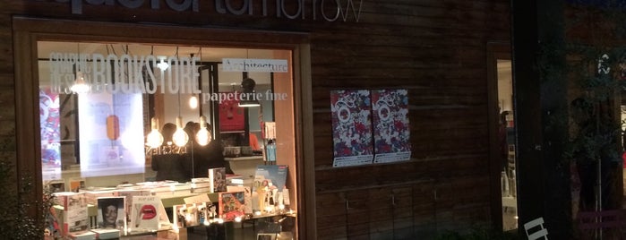 Boutique for Tomorrow is one of Paris Librerias.