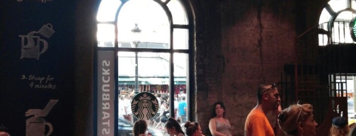 Starbucks is one of Best Coffices in Barcelona.