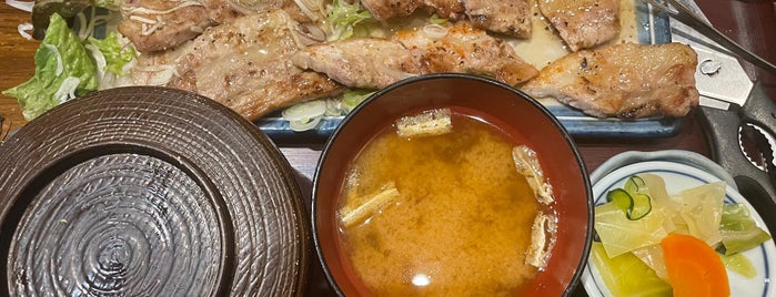 白銀屋 is one of 食事.