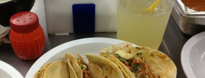 Tacos Don Luis is one of Maferさんのお気に入りスポット.