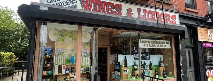 Carroll Gardens Wines & Liquors is one of Grocery shopping in Brooklyn.