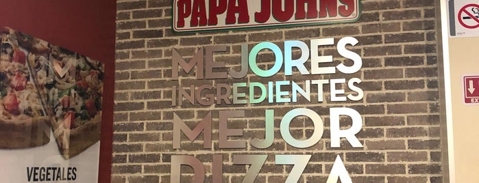 Papa John's Xola is one of Orte, die Andrea gefallen.