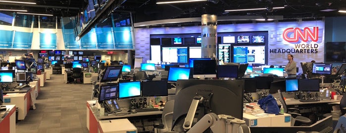 CNN Newsroom is one of Tempat yang Disimpan Karina.