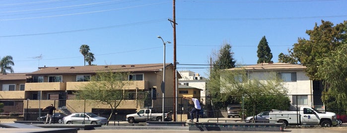 Stoner Skate Plaza is one of Favourite places in LA.