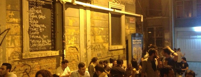 Pendor Corner is one of Istanbul Eat & Drink.