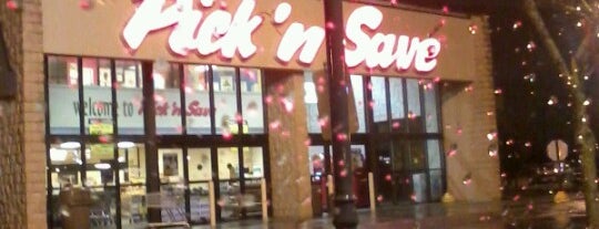 Pick 'n Save is one of Lieux qui ont plu à Maria.