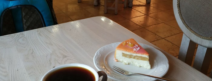 Dessert is one of Места, где можно поесть.