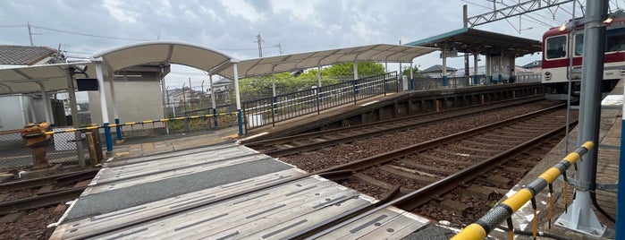 Chiyozaki Station is one of 近鉄名古屋線.