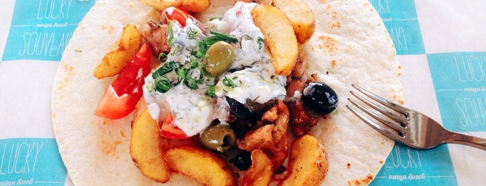 Lucky Souvlaki is one of Lugares favoritos de Roman.