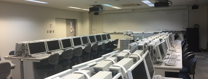 京都工芸繊維大学 京都工芸繊維大学