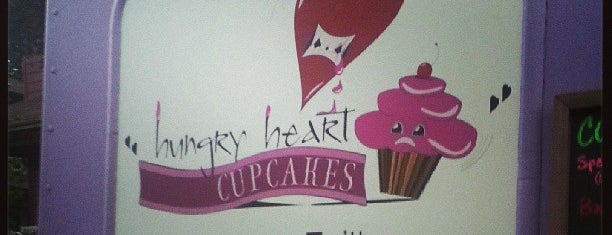 Hungry Heart Cupcakes is one of Stacy 님이 저장한 장소.