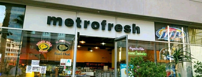 Metro Fresh is one of Lugares favoritos de Sam.