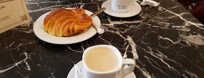 El Café Gijón is one of Mis bares favoritos de Madrid.