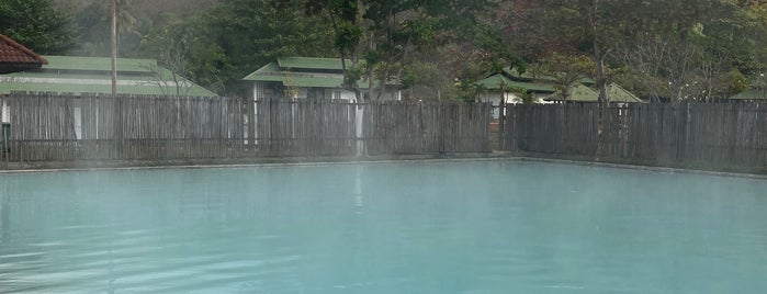 บ่อน้ำแร่ผาบ่อง is one of Hot Spring Baths of Thailand.