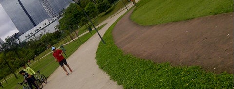 Parque do Povo (Mário Pimenta Camargo) is one of Favorite Running Spots.