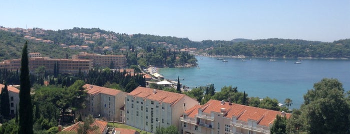 Hotel Remisens Albatros is one of Posti che sono piaciuti a Ronaldo.