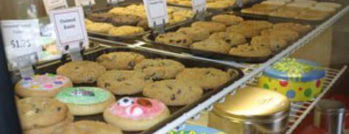 Campitelli Cookies is one of The SoCo.