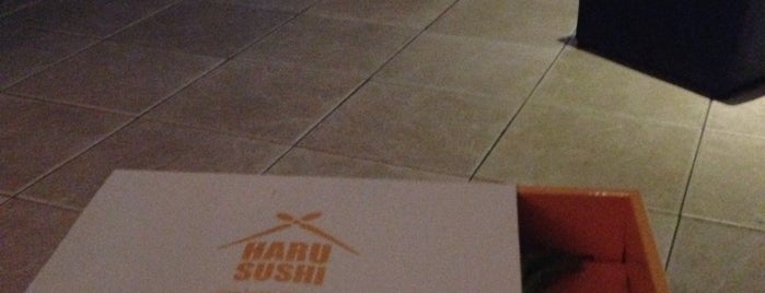Haru Sushi is one of สถานที่ที่ Mery ถูกใจ.