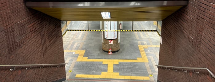 トンデイック駅 is one of ジニョン センイル広告.