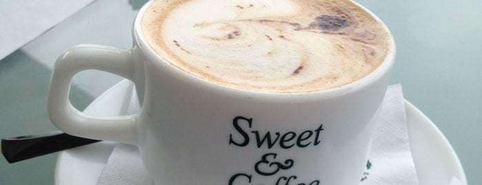 Sweet & Coffee is one of Tempat yang Disukai Carlos.