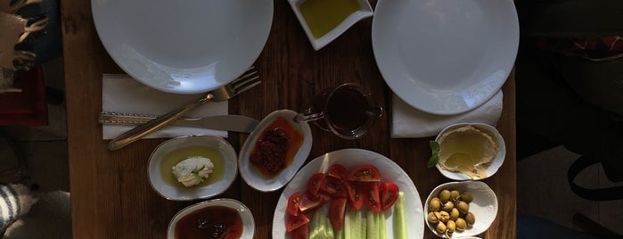 Doğacıyız Gourmet is one of Posti che sono piaciuti a Dilara.