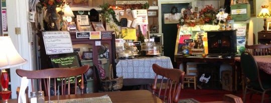 CoraFaye's Cafe is one of Tempat yang Disukai Anthony.