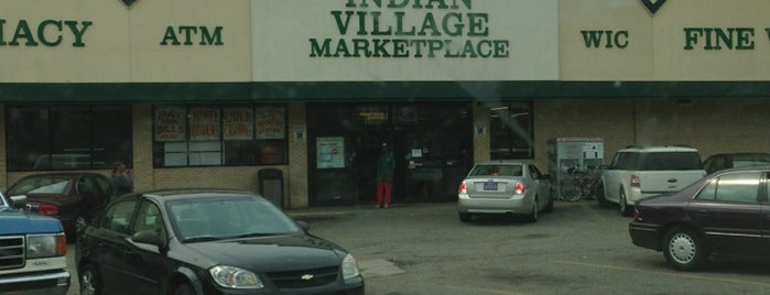 Indian Village Market is one of Tempat yang Disukai ENGMA.