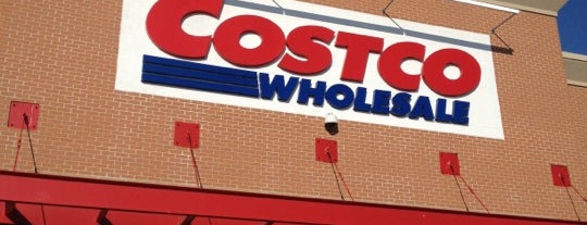 Costco is one of Andrewさんのお気に入りスポット.
