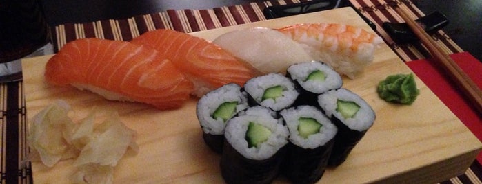 Oishi Sushi is one of Stuggi.