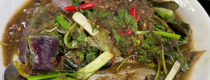 ลอมข้าว is one of KKU food.